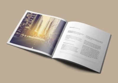 07_square_brochure_mockup