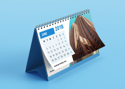 Free-Desk-Calendar-Mockup-03